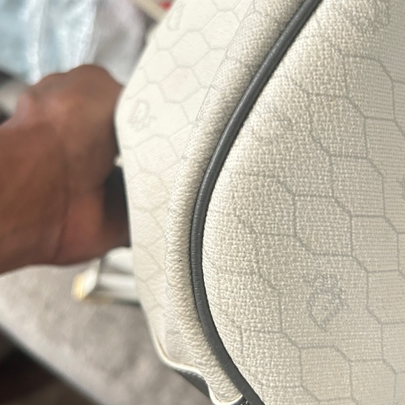 VINTAGE Christian Dior Honeycomb Drawstring Bucket Bag with Pouch White … - Picture 9 of 17